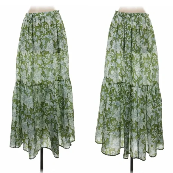 Elegant Floral Maxi Skirt in Green